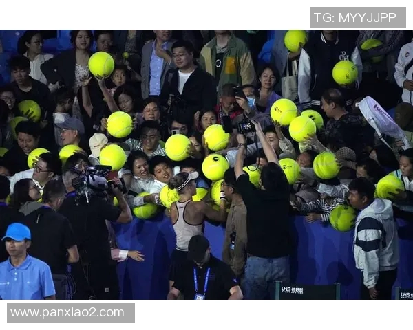 20160207勇士与雷霆激战回顾球迷热议精彩瞬间与赛后分析