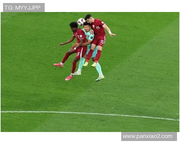 2017年卡塔尔对中国足球精彩对决视频回顾与分析