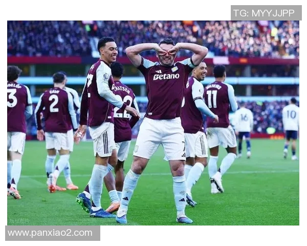 哈斯菲尔德主场迎战狼队争夺英超宝贵积分的激烈对决